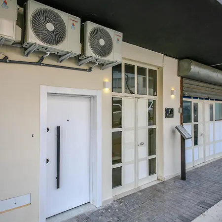 Denis Apartman *