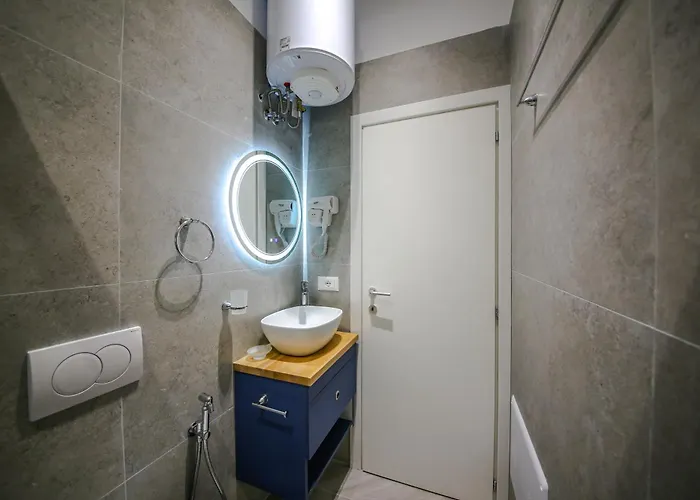 Denis 公寓 Durrës